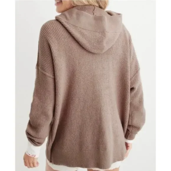 ‼️3/$30‼️ Aerie Taupe Oversized Hoodie Sweater XS V Neck Knit - Picture 2 of 10